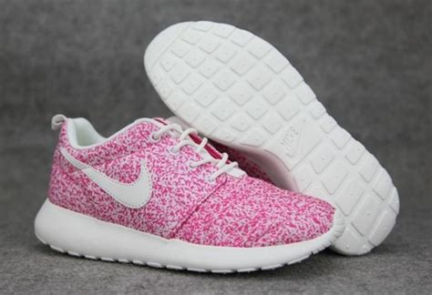 dames nike roshe run bloemen|Amazon.com: Nike Roshe Run Womens.